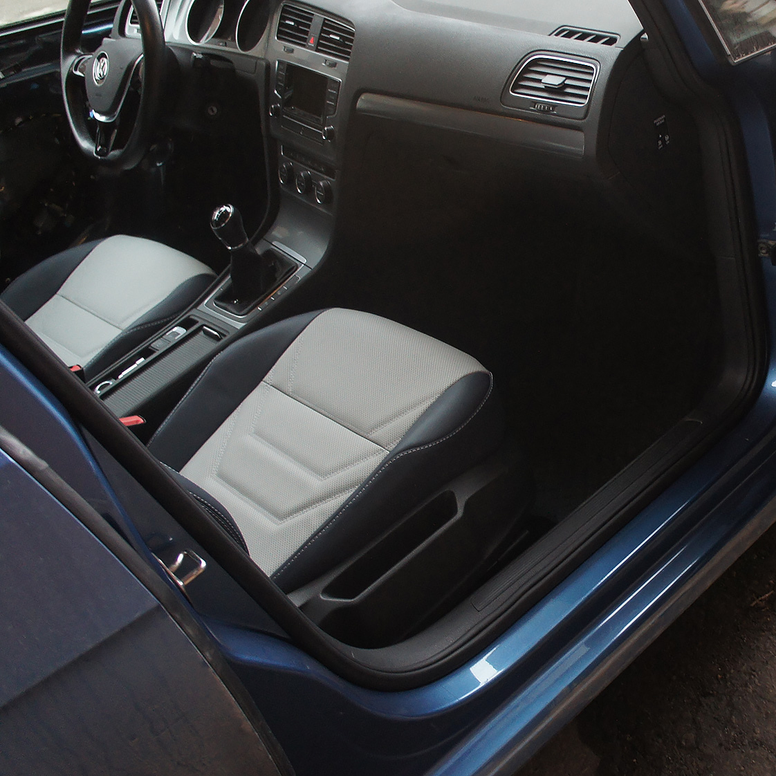 Авточехлы VOLKSWAGEN GOLF 7