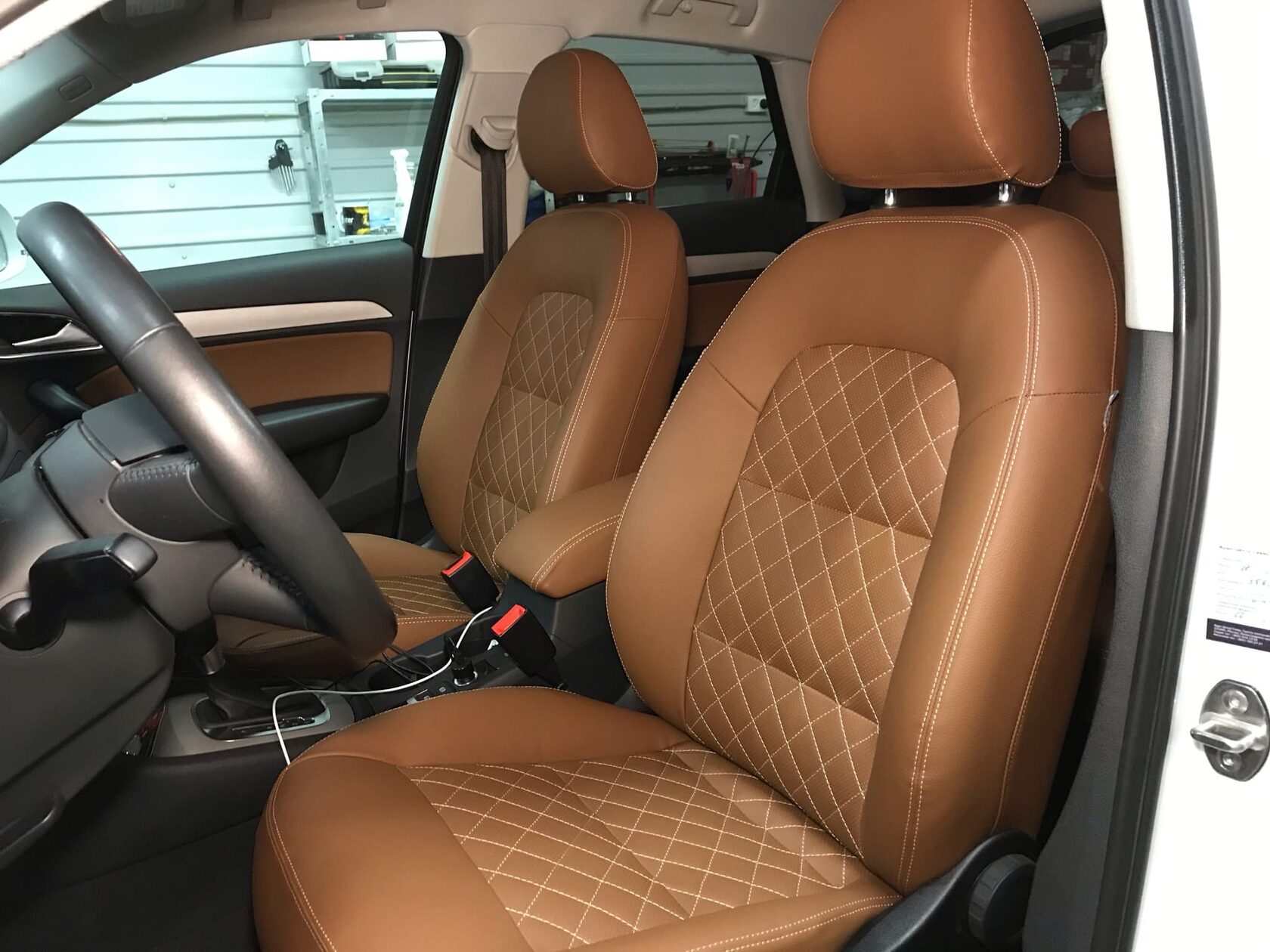 Авточехлы AUDI Q3